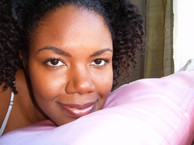 satin pillowcase to prevent hair breakage