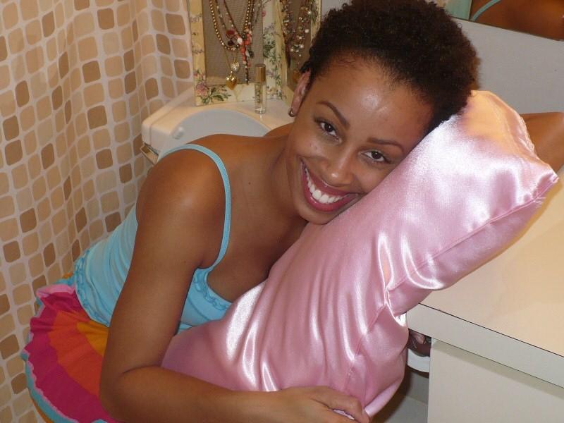 Pillow case for natural hair