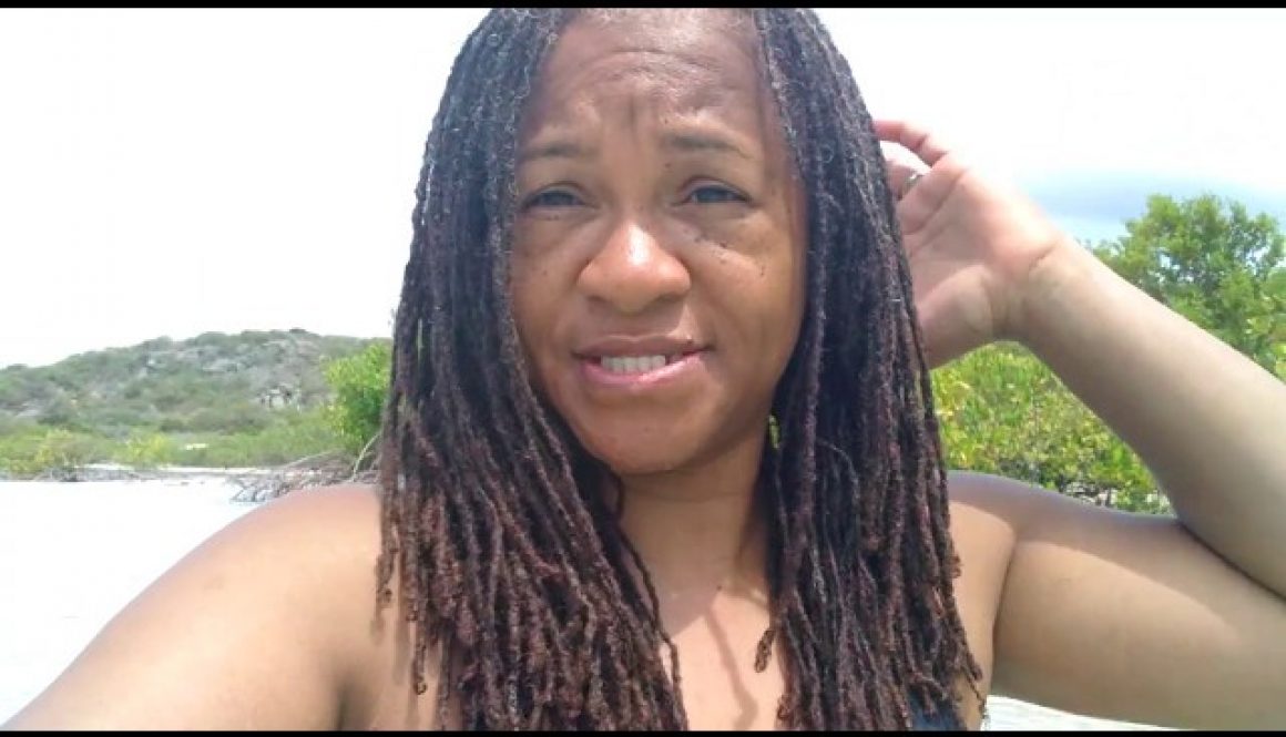 14912how-to-treat-your-locs-when-going-to-the-beachsddefault.jpg