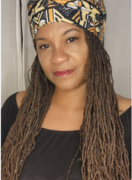 Multi-wear Magic Headwrap on natural hair.